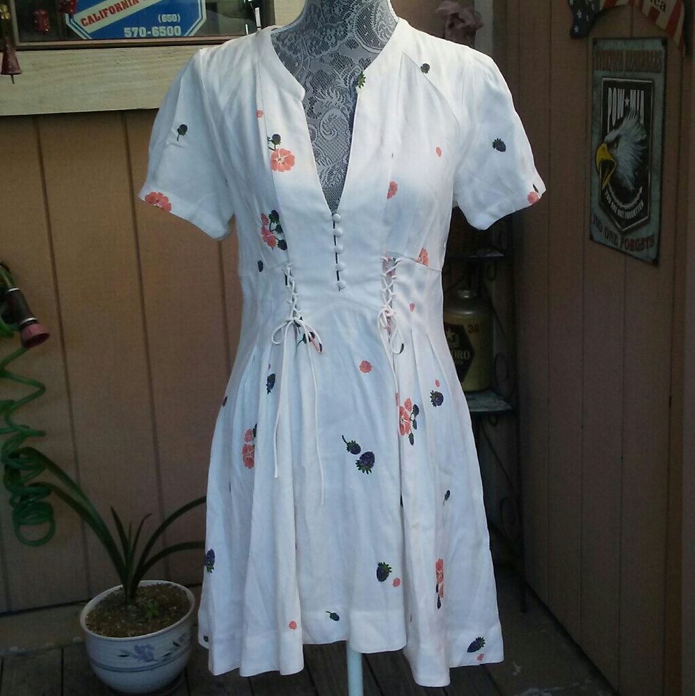 Women's dress
